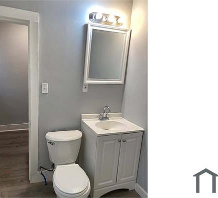 5th image of 2951 E 123rd St #B