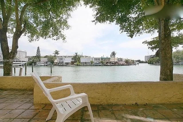 7149 Bay Dr #7-B — Photo 15
