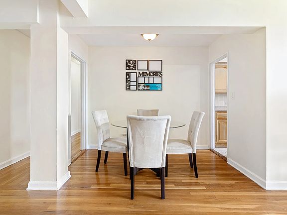 4th image of 2244 Bronx Park E APT 6G