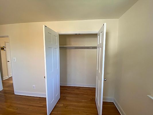 4th image of 61-07 224th St #367