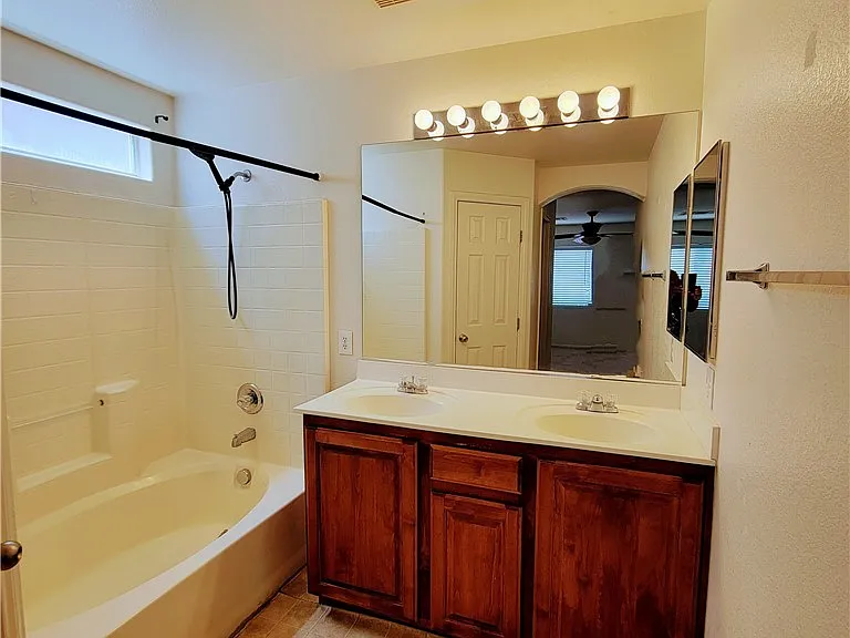 5057 W Eldorado Ln — Photo 17