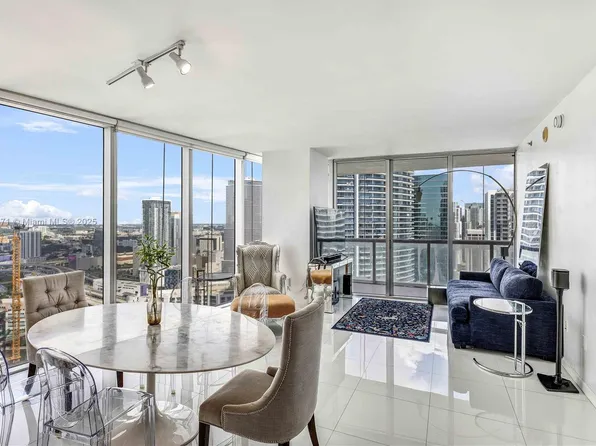 475 Brickell Ave APT 4015, Miami, FL 33131