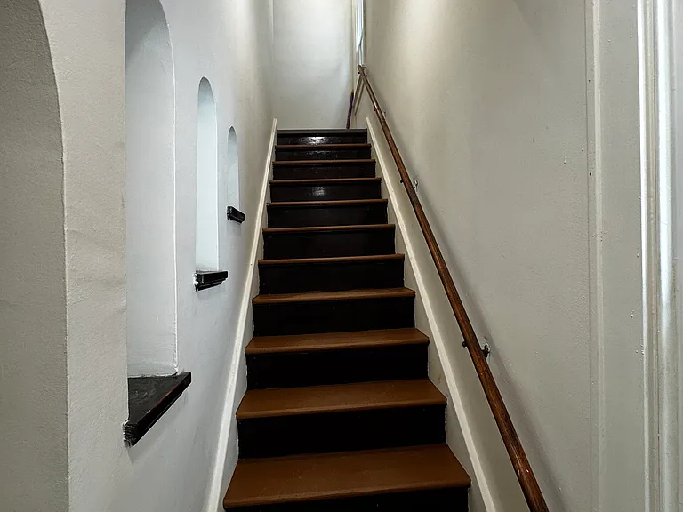 2632 Library Rd — Photo 11