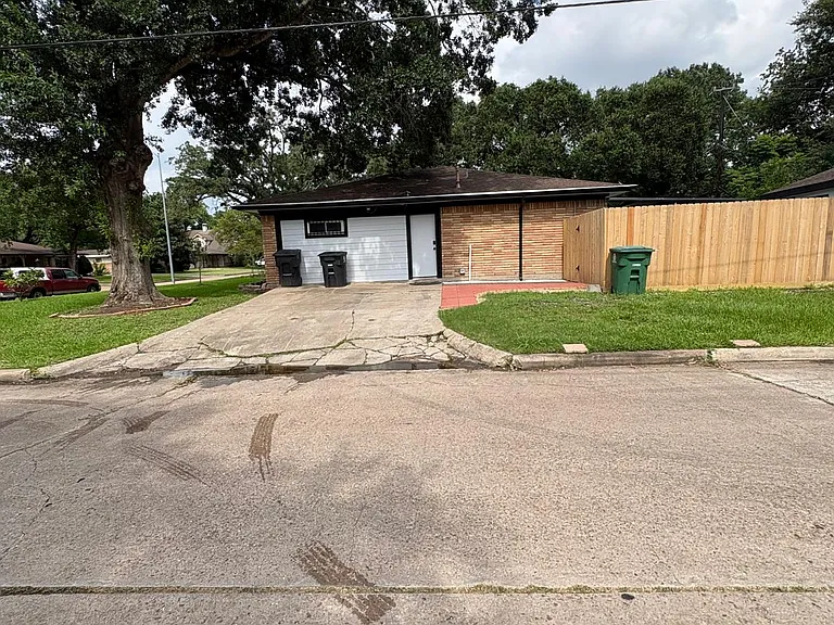 5539 Grape St — Photo 7
