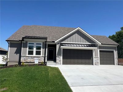 11808 E 231st St, Peculiar, MO, 64078