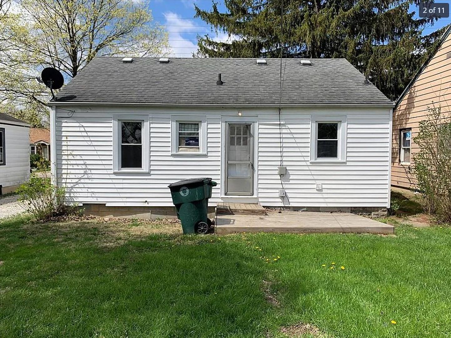2208 S Hackley St, Muncie, IN 47302 Zillow