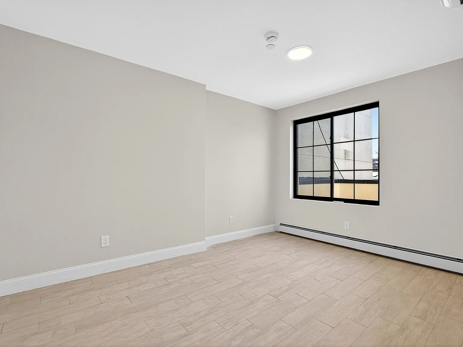 376 Baltic Street — Photo 3