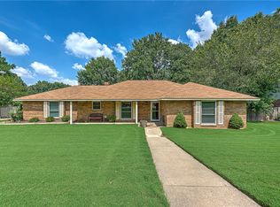 2800 Webster Ave, Springdale, AR 72762