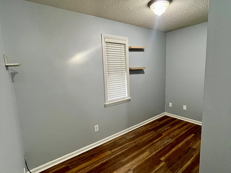 631 Albany St #1 — Photo 15
