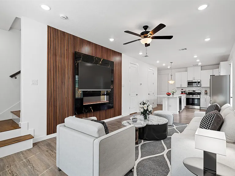 8001 Talton St #B — Photo 1