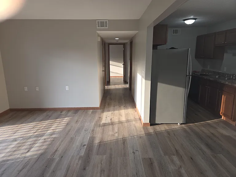 2424 Park Ave #3 — Photo 4