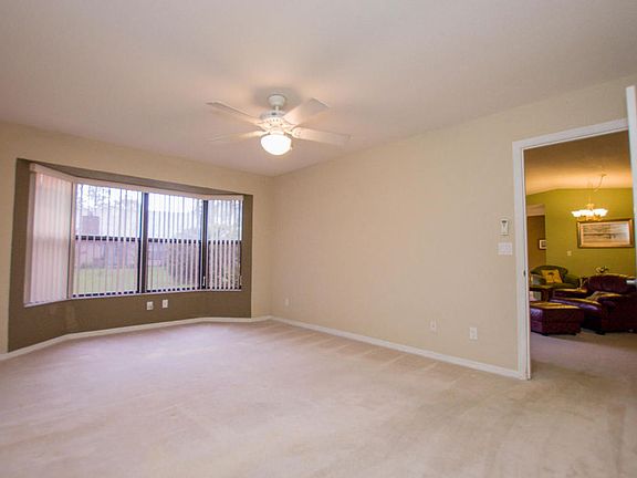 4th image of 166 Sea Pines Cir