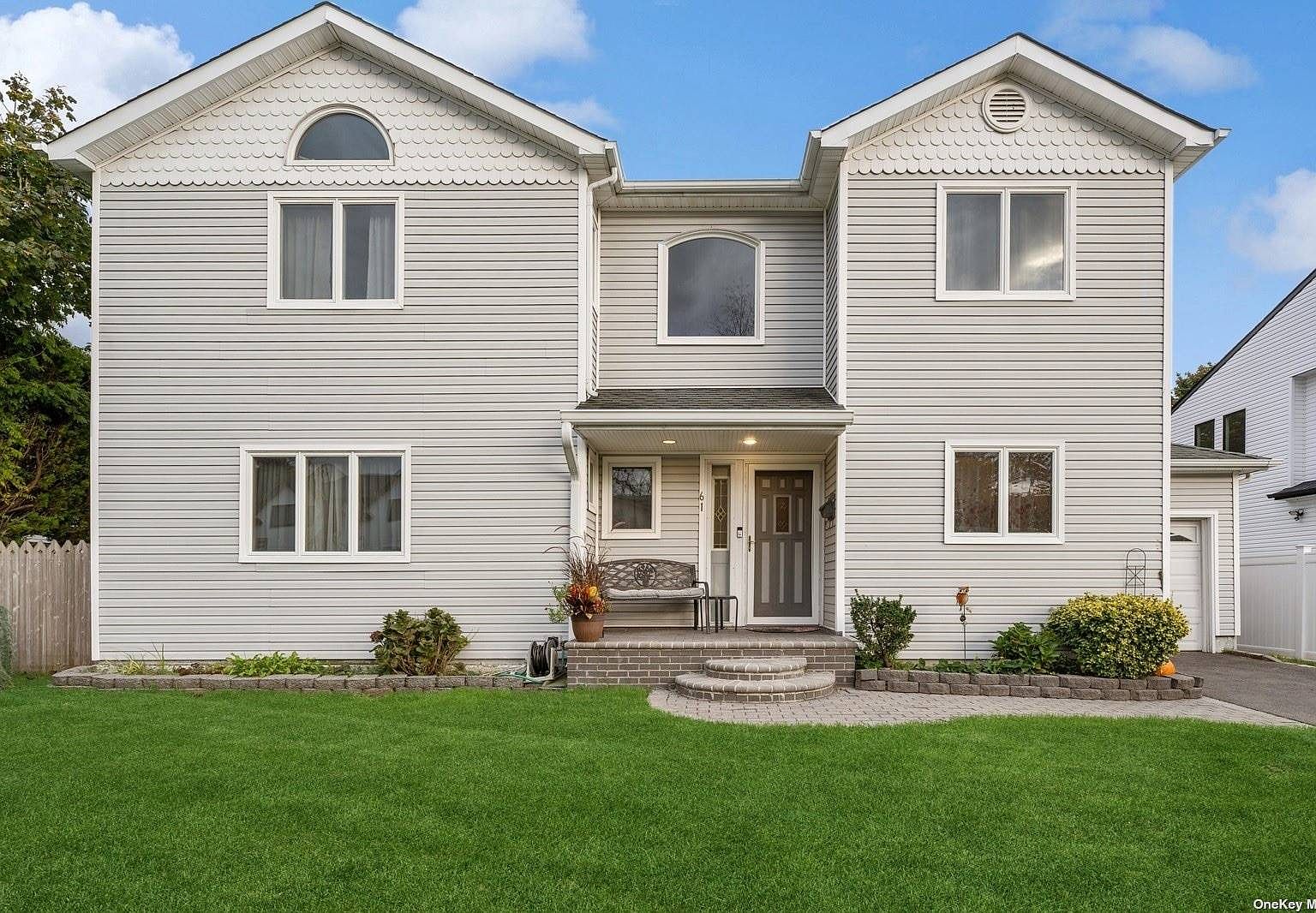 61 Hope Drive, Plainview, NY 11803 Zillow