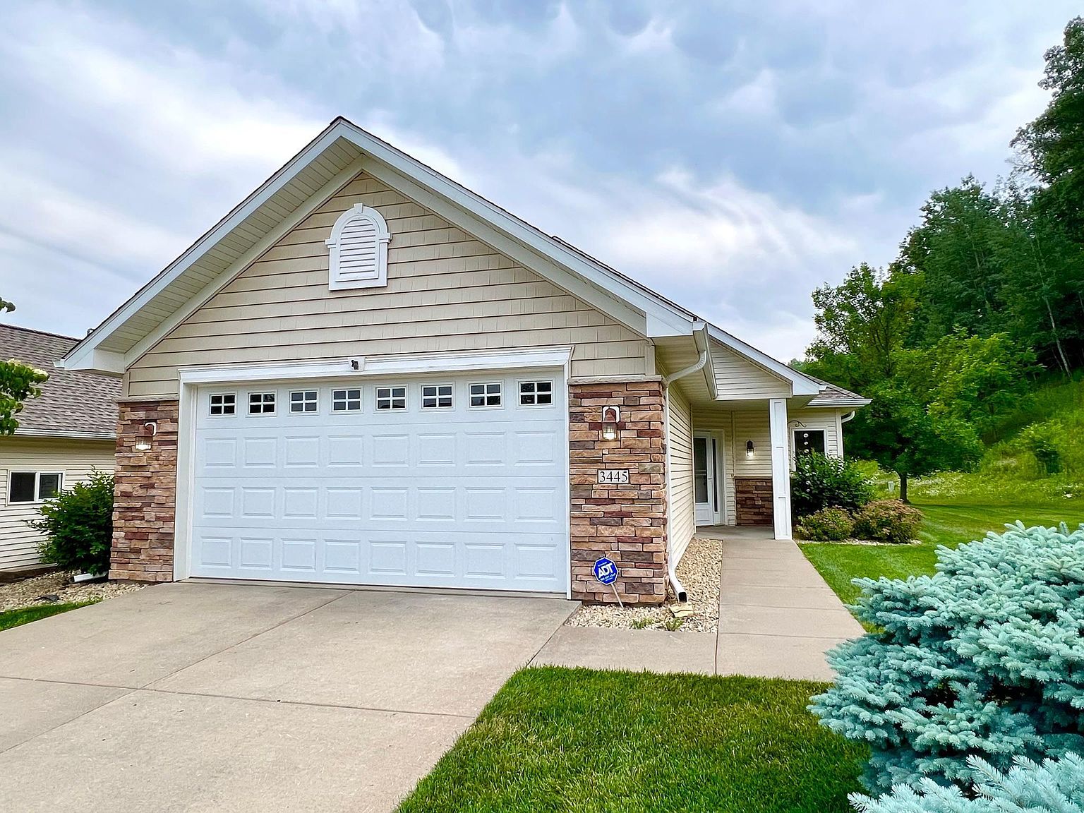 3445 Briarview Ct, Red Wing, MN 55066 Zillow