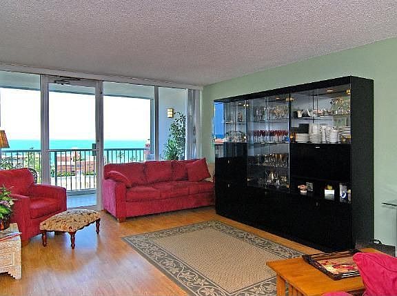 3rd image of 2200 NE 33rd Ave APT 8B