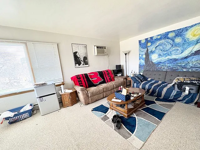 1659 Capital Ave #4