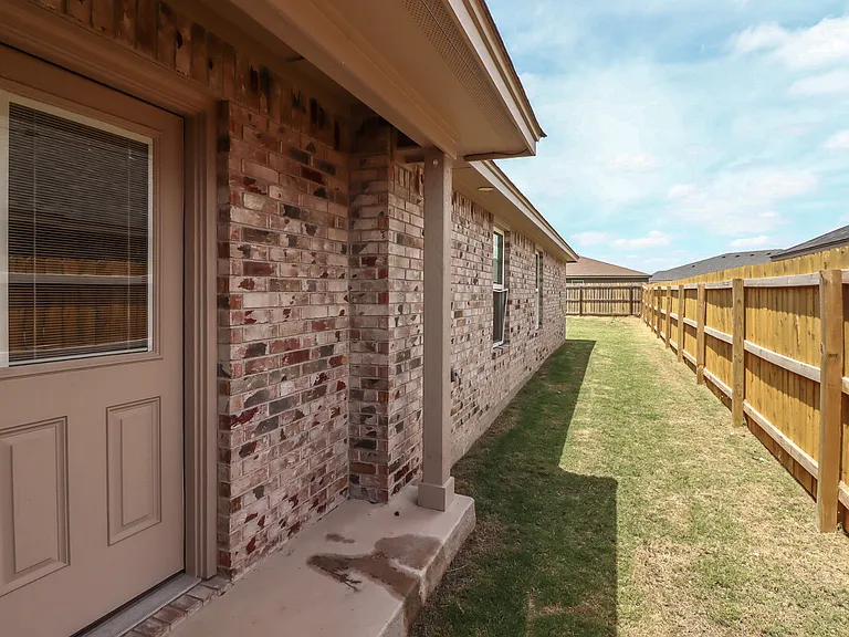6203 Twistleaf Ln #B — Photo 30