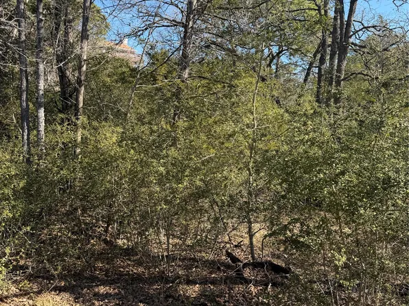 110 Wailupe Cir, Bastrop, TX 78602