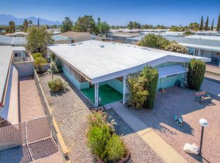 109 W Palma Dr, Green Valley, AZ 85614