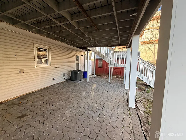 2460 Woodbridge Ave — Photo 27
