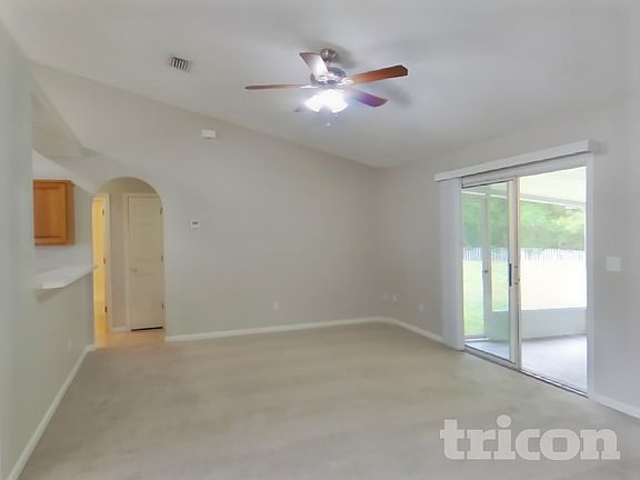 4th image of 2750 Archer St