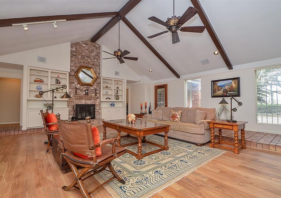 1st image of 3903 Pecan Valley Dr