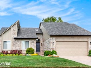 43696 Gunnison Dr, Clinton Township, MI 48038