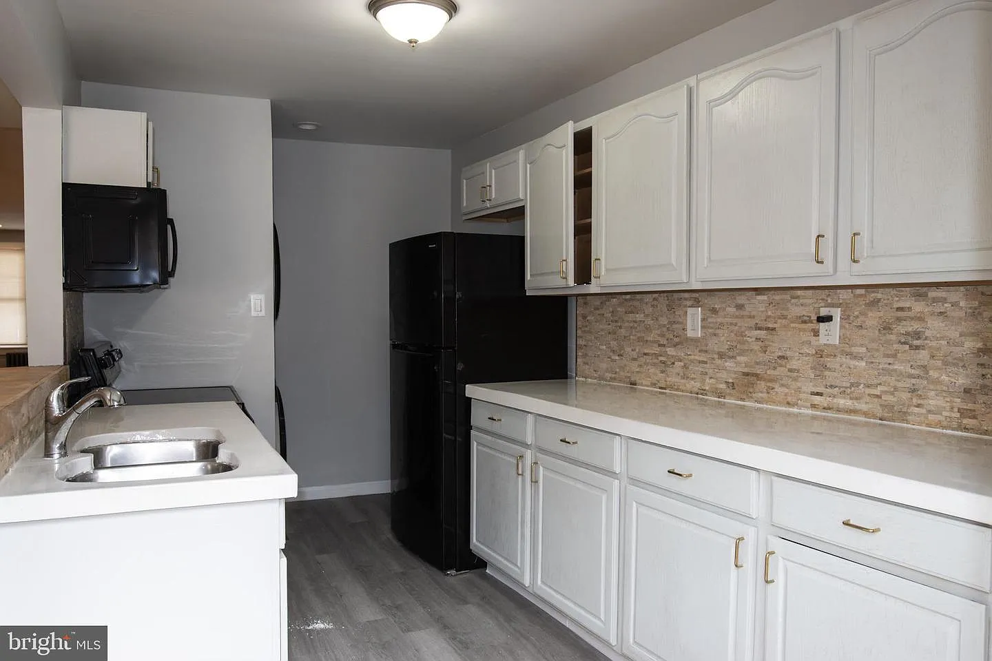 4 bed, 1710 sqft, $1,600 — Photo 3