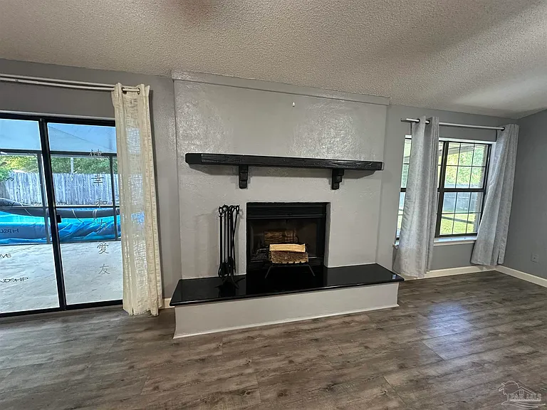 304 Arabian Dr — Photo 10
