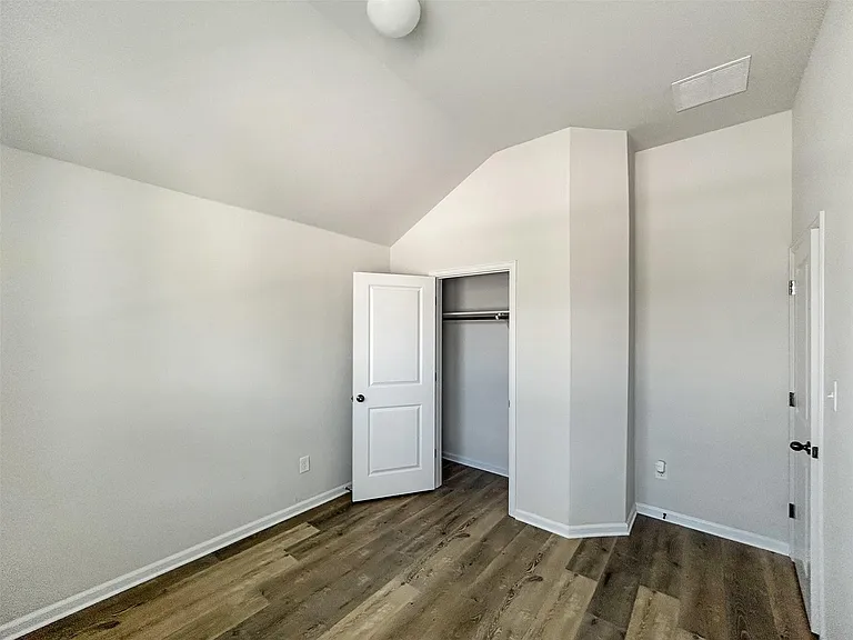 558 Bridgestone Way — Photo 29