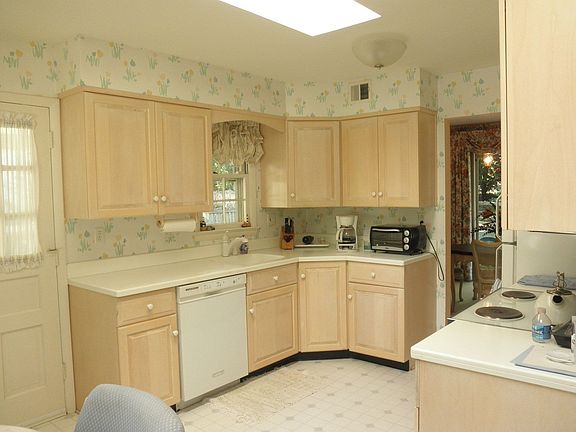 5th image of 8626 Bunnell Dr