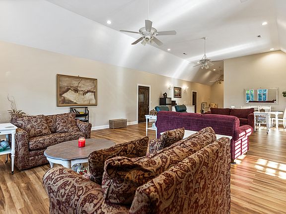 47th image of 1072 Cookson Creek Rd
