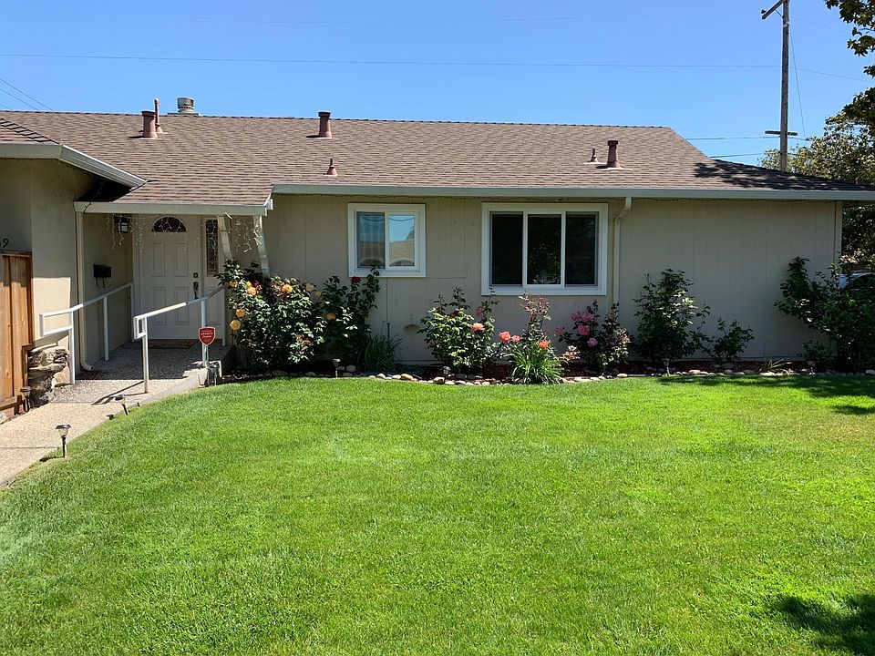 1st image of 2409 Fordham Dr