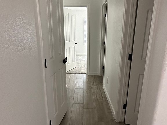 5th image of 4023 S 49th Ln