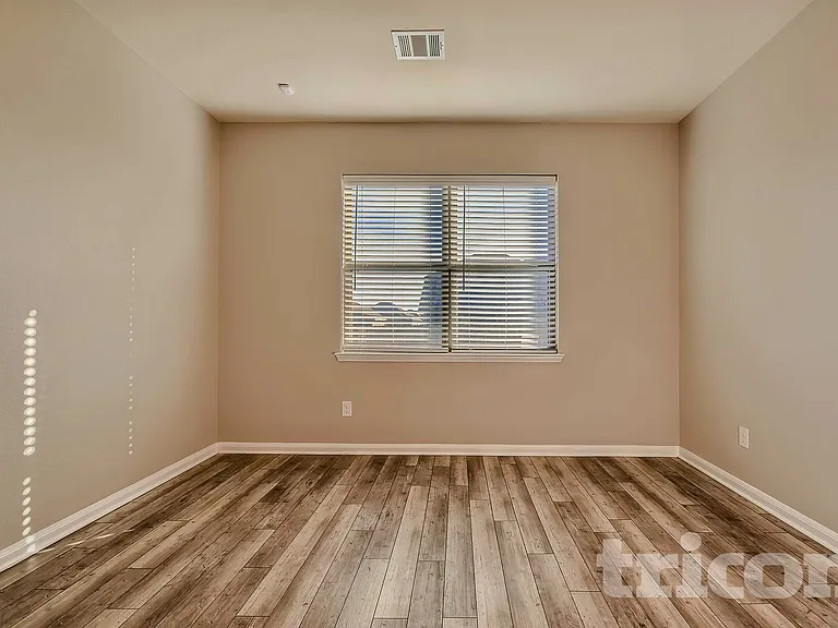 1833 Chesapeake Dr — Photo 14
