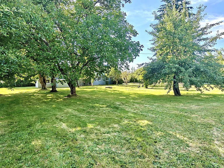 21605 NE 83rd St — Photo 5