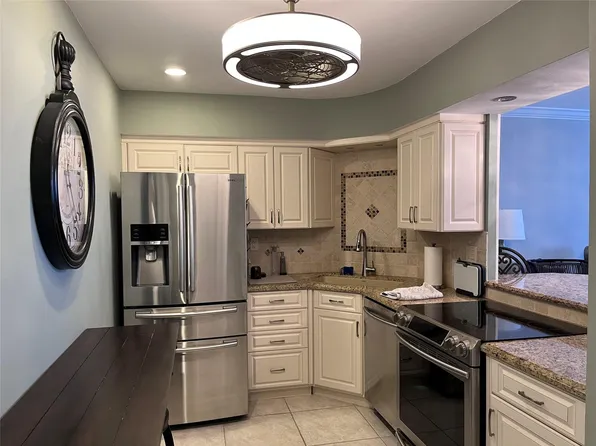 3200 NE 36th Street #1602, Fort Lauderdale, FL 33308