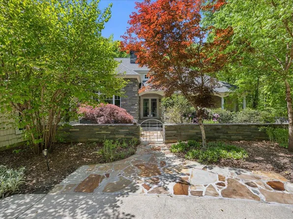 6600 Maynard Farm Rd, Chapel Hill, NC 27516