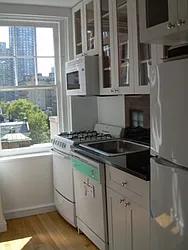 Rented by City Connections Realty