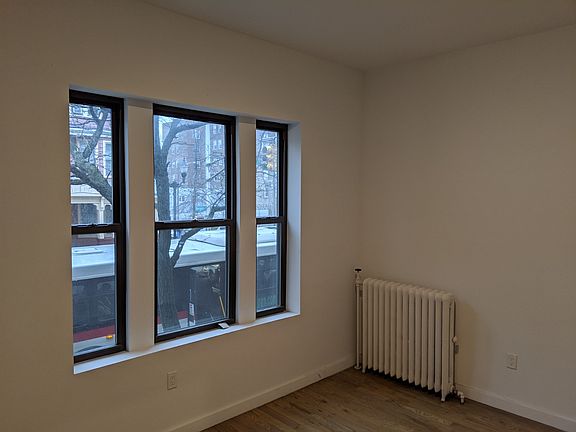 4th image of 639 Bergen Ave #15E