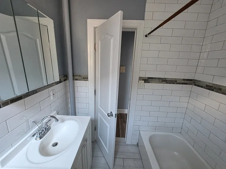 662 Avenue A #11E — Photo 4