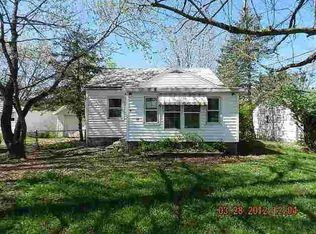 1627 N Fox Farm Rd, Warsaw, IN 46580