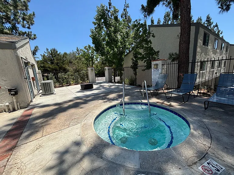 1819 Brea Blvd — Photo 22
