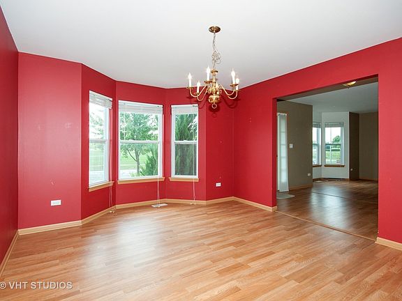 5th image of 3224 Kennedy Dr
