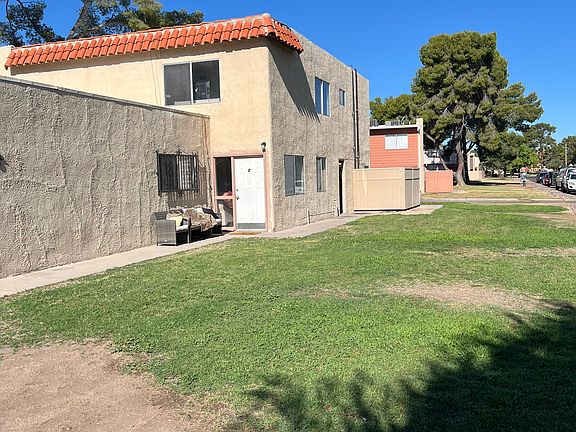 3rd image of 6640 E Calle La Paz #C-1