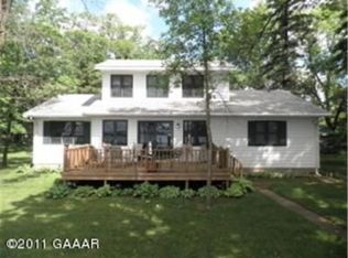 1914 Geneva Rd, Alexandria, MN 56308