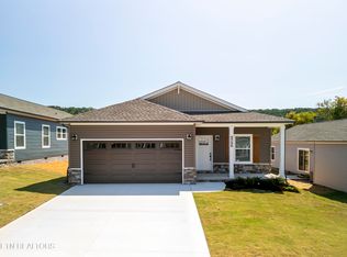 3736 Crimson Clover Ln, Knoxville, TN 37924