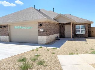 1402 15th St, Shallowater, TX 79363