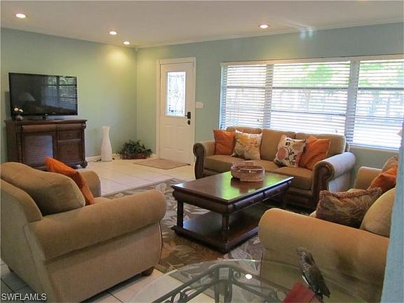 4th image of 1342 Plumosa Dr