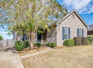 1982 Regent Rd, Prattville, AL 36066